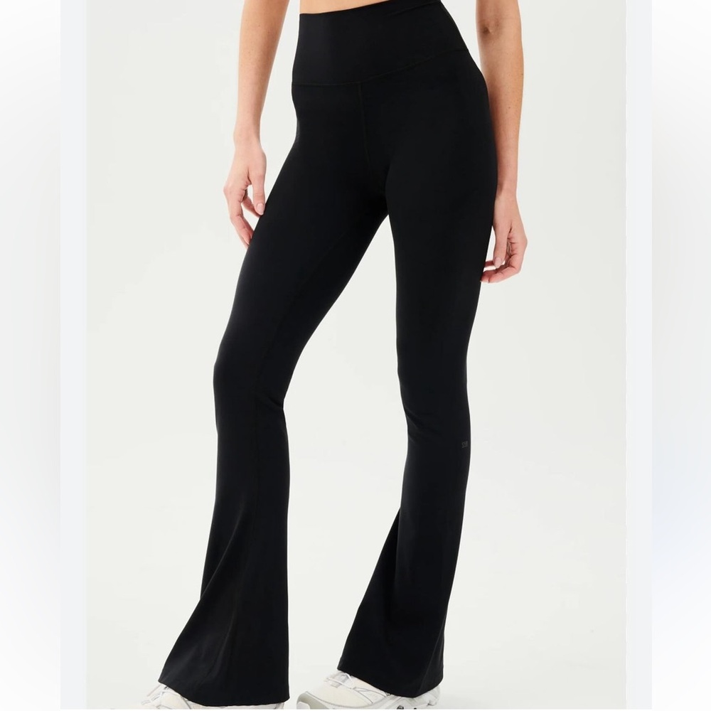 Splits59 flare leggings short